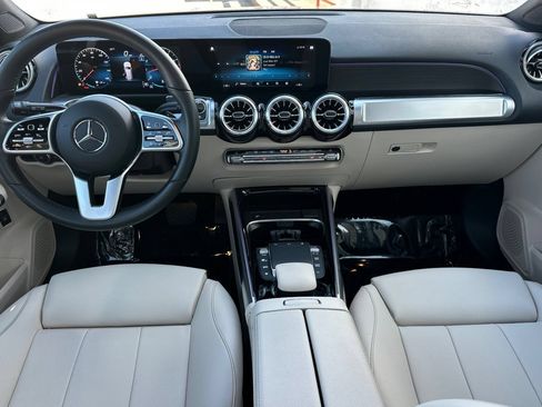 Certified 2023 Mercedes-Benz GLB 250 image 16