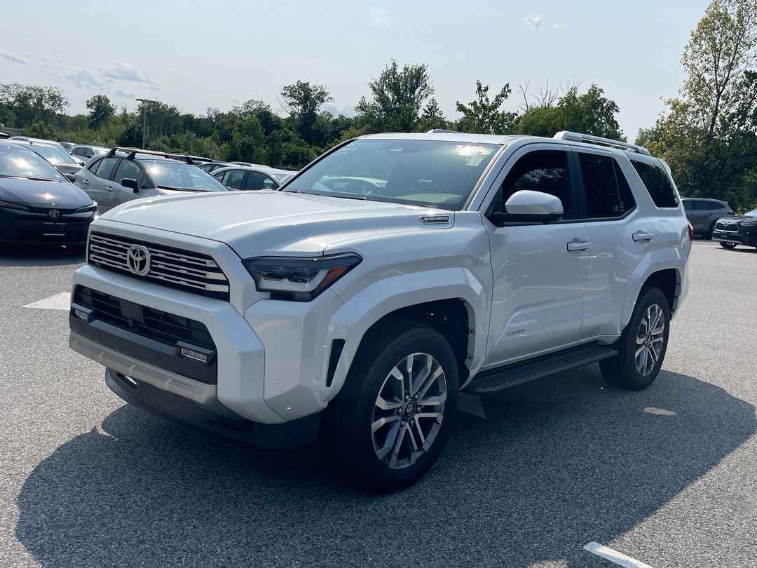 Used 2026 Toyota 4Runner Limited AWD/4WD image 13