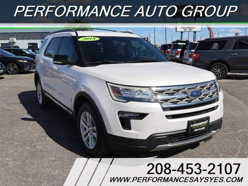Used 2018 Ford Explorer XLT w/ Equipment Group 202A AWD/4WD image 1