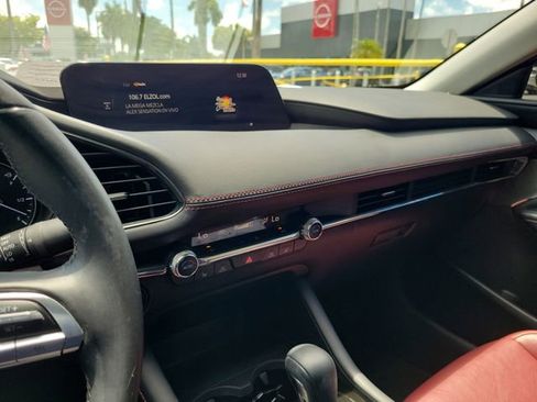 Used 2022 MAZDA MAZDA3 s FWD image 27