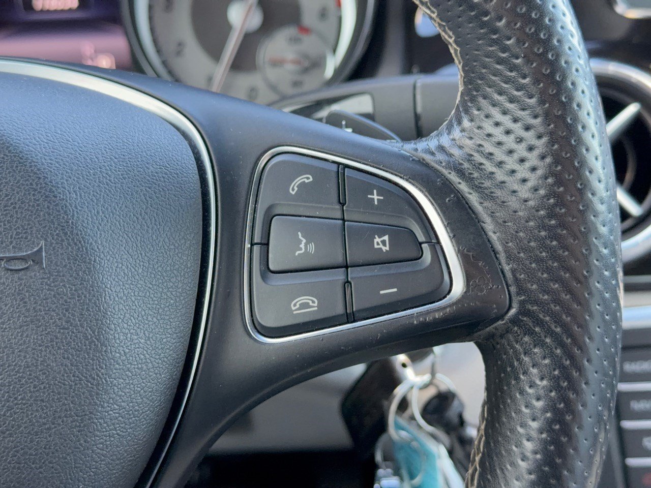 Used 2015 Mercedes-Benz CLA 250 image 19