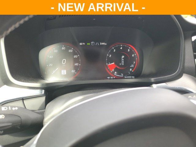 Used 2019 Volvo S60 T6 R-Design AWD/4WD image 9