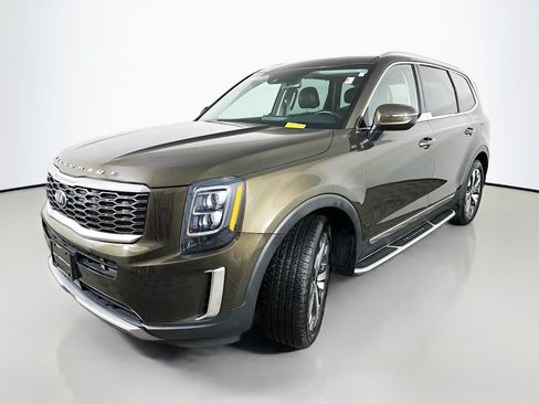Certified 2021 Kia Telluride EX w/ EX Premium Package AWD/4WD image 3