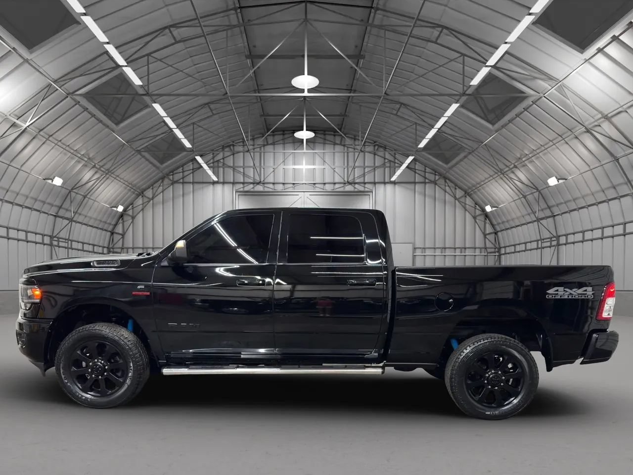 Used 2022 RAM 2500 Lone Star w/ Level A Equipment Group AWD/4WD image 2