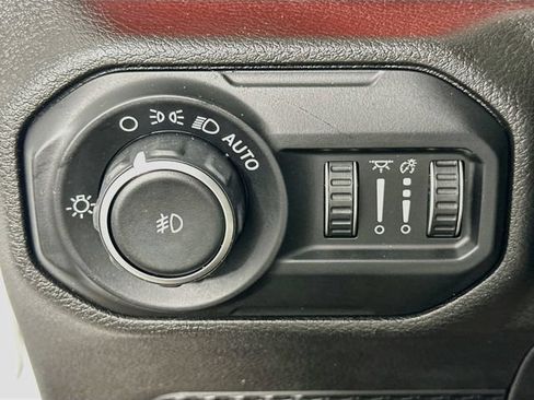 Used 2019 Jeep Wrangler Unlimited Rubicon AWD/4WD image 22