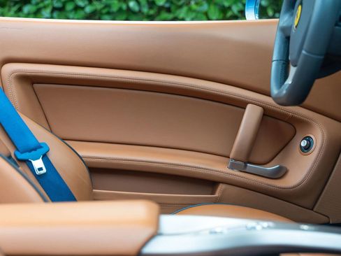 Used 2010 Ferrari California image 46