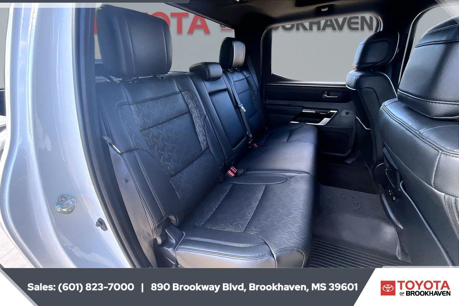 Used 2025 Toyota Tundra Limited AWD/4WD image 20