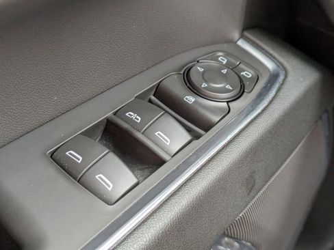 Used 2024 GMC Sierra 1500 Elevation image 22