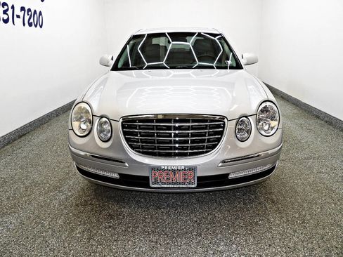 Used 2007 Kia Amanti w/ Leather Pkg image 2