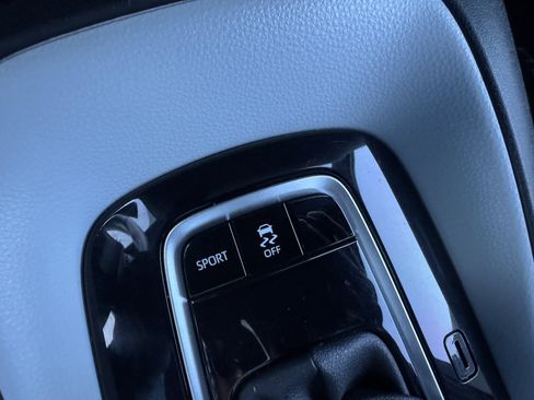 Certified 2022 Toyota Corolla SE image 26