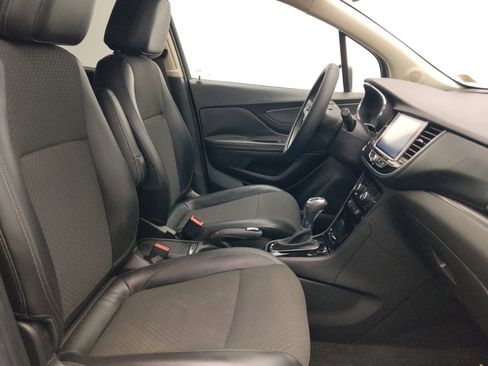 Used 2018 Buick Encore Preferred FWD image 21