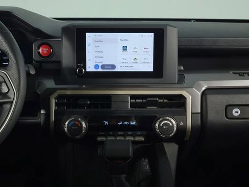 Used 2025 Toyota Tacoma TRD Off-Road image 22