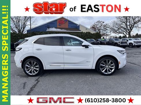 Used 2021 Buick Envision Avenir w/ Technology Package II image 3