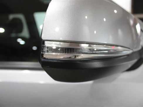 Used 2019 Toyota Tacoma TRD Sport RWD image 13