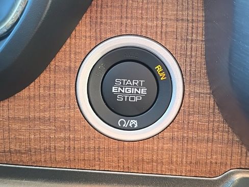 Used 2023 RAM 1500 Limited w/ Trailer Tow Group image 6