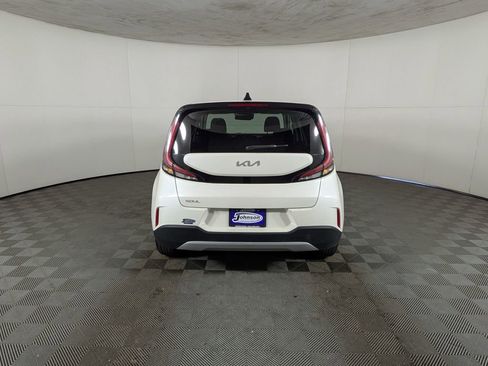 Used 2023 Kia Soul LX w/ Option Group 015 image 8