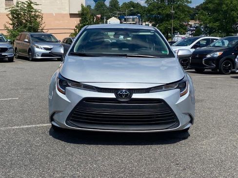 Used 2024 Toyota Corolla LE image 5