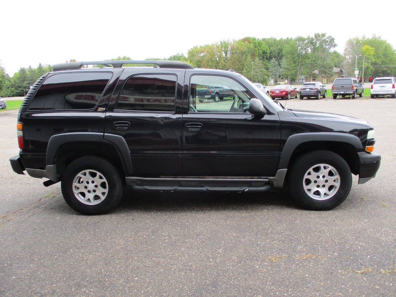 Used 2004 Chevrolet Tahoe Z71 w/ Z71 Preferred Equipment Group AWD/4WD image 10