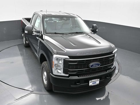 New 2025 Ford F250 XL w/ FX4 Off-Road Package image 10