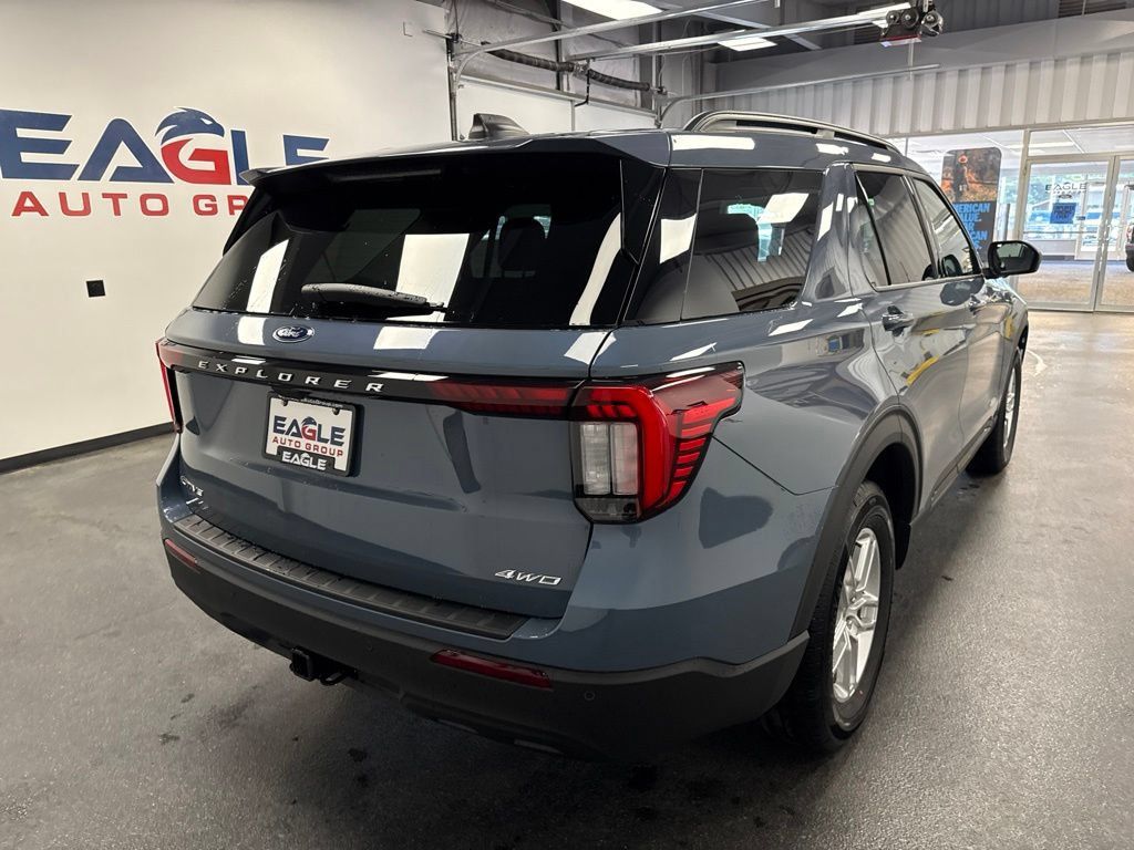 New 2026 Ford Explorer Active AWD/4WD image 11