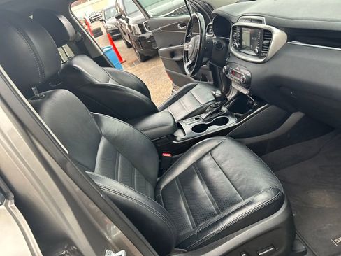 Used 2019 Kia Sorento EX w/ EX Touring Package image 32