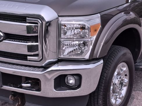 Used 2015 Ford F350 XLT w/ XLT Premium Package AWD/4WD image 11