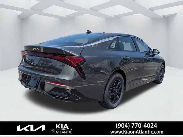 New 2026 Kia K5 LXS FWD image 3