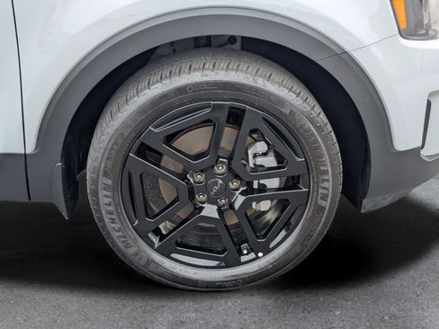 Used 2025 Kia Telluride EX X-Line AWD/4WD image 6