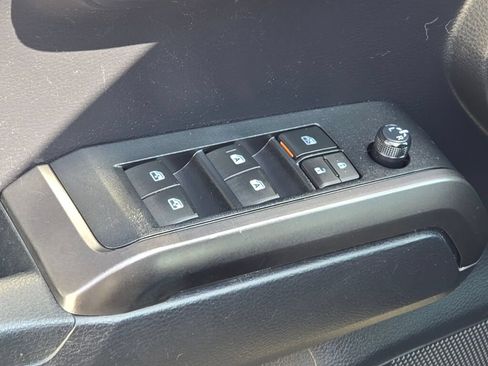 Used 2019 Toyota Tacoma TRD Sport RWD image 22