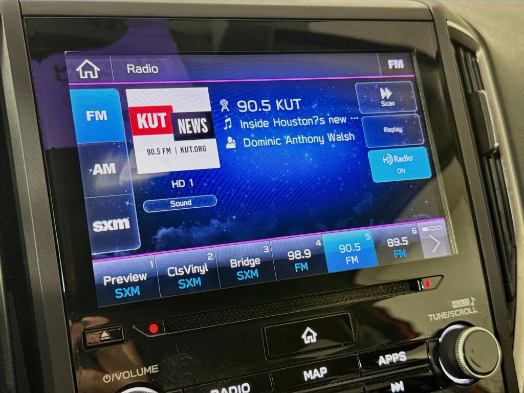 Used 2019 Subaru Crosstrek 2.0i Limited w/ Moonroof Package w/Navigation AWD/4WD image 17