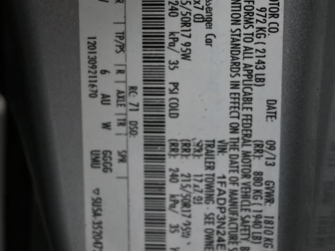 Used 2014 Ford Focus Titanium FWD image 10
