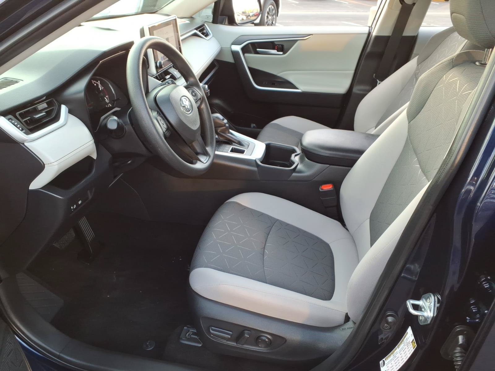 Certified 2025 Toyota RAV4 XLE AWD/4WD image 15