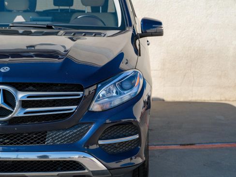 Used 2017 Mercedes-Benz GLE 350 w/ Premium 1 Package image 47