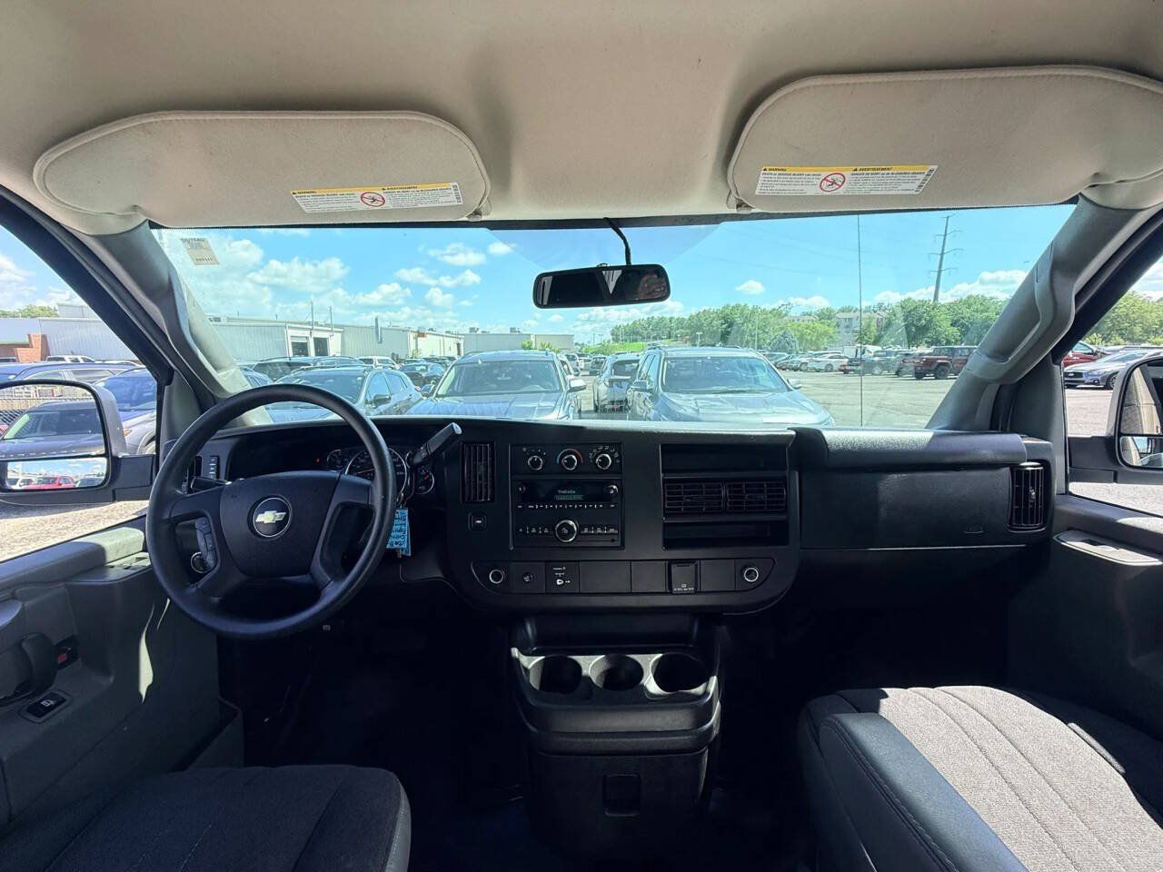 Used 2018 Chevrolet Express 2500 w/ Driver Convenience Package RWD image 17