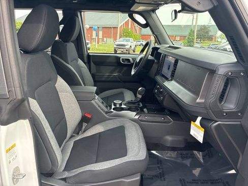 New 2026 Ford Bronco 4-Door w/ Sasquatch Package AWD/4WD image 26