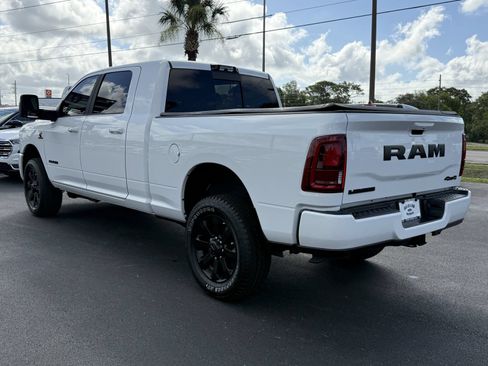 Used 2025 RAM 2500 Laramie w/ Night Edition AWD/4WD image 7