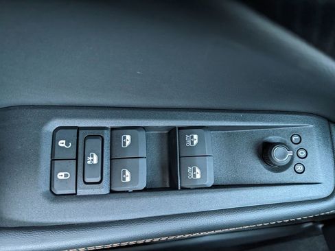 New 2026 Jeep Cherokee Laredo image 54