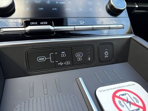 New 2025 Hyundai Santa Fe Limited image 15