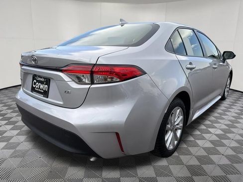 Used 2023 Toyota Corolla LE w/ LE Premium Package FWD image 8