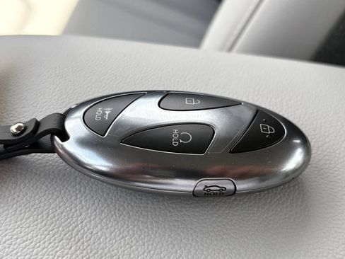 New 2026 Hyundai Elantra Limited FWD image 30