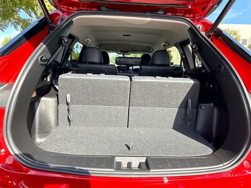 Used 2024 Mitsubishi Outlander SE image 28