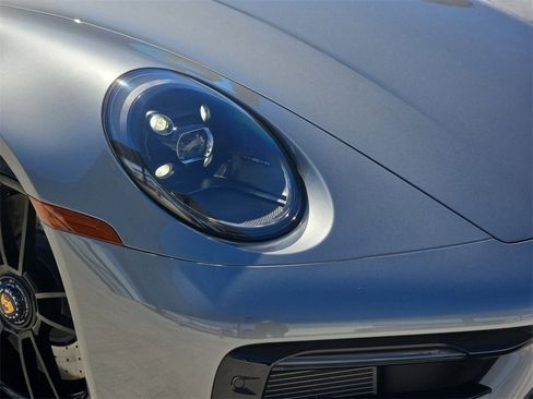 Used 2024 Porsche 911 Targa 4 GTS image 32