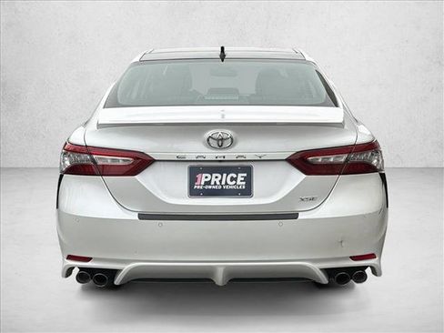 Used 2019 Toyota Camry XSE image 6
