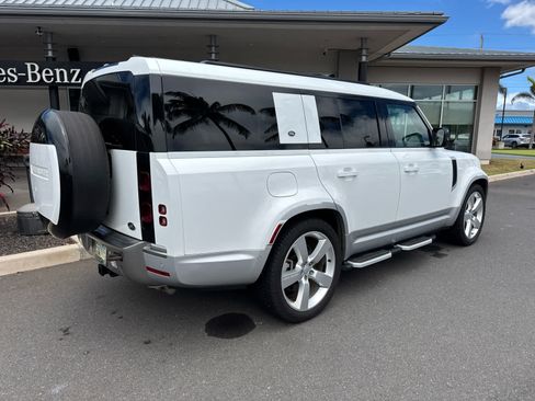 Used 2023 Land Rover Defender 130 First Edition AWD/4WD image 4