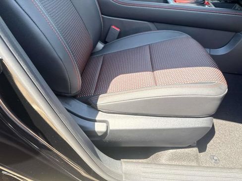 New 2026 Nissan Kicks SR FWD image 14