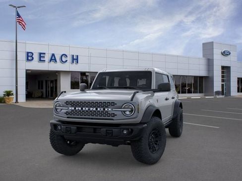 New 2026 Ford Bronco Badlands AWD/4WD image 2