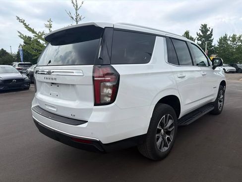 Used 2023 Chevrolet Tahoe LT w/ Luxury Package AWD/4WD image 3
