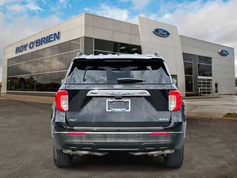 Certified 2024 Ford Explorer XLT AWD/4WD image 4