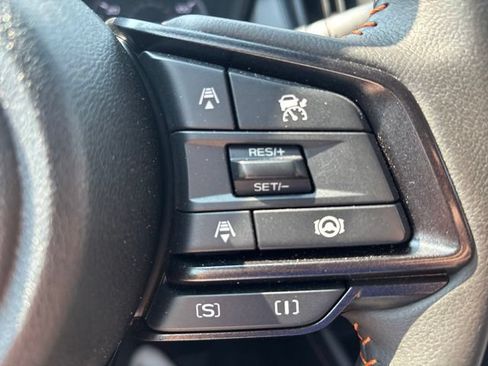Used 2024 Subaru Crosstrek 2.5i Limited AWD/4WD image 15