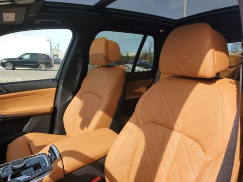 New 2026 BMW X5 xDrive40i w/ M Sport Package image 7